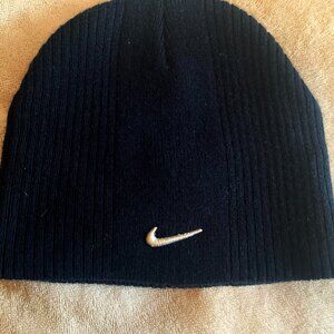 New Blue Niki Beanie WOT (Without tag) size 8-20